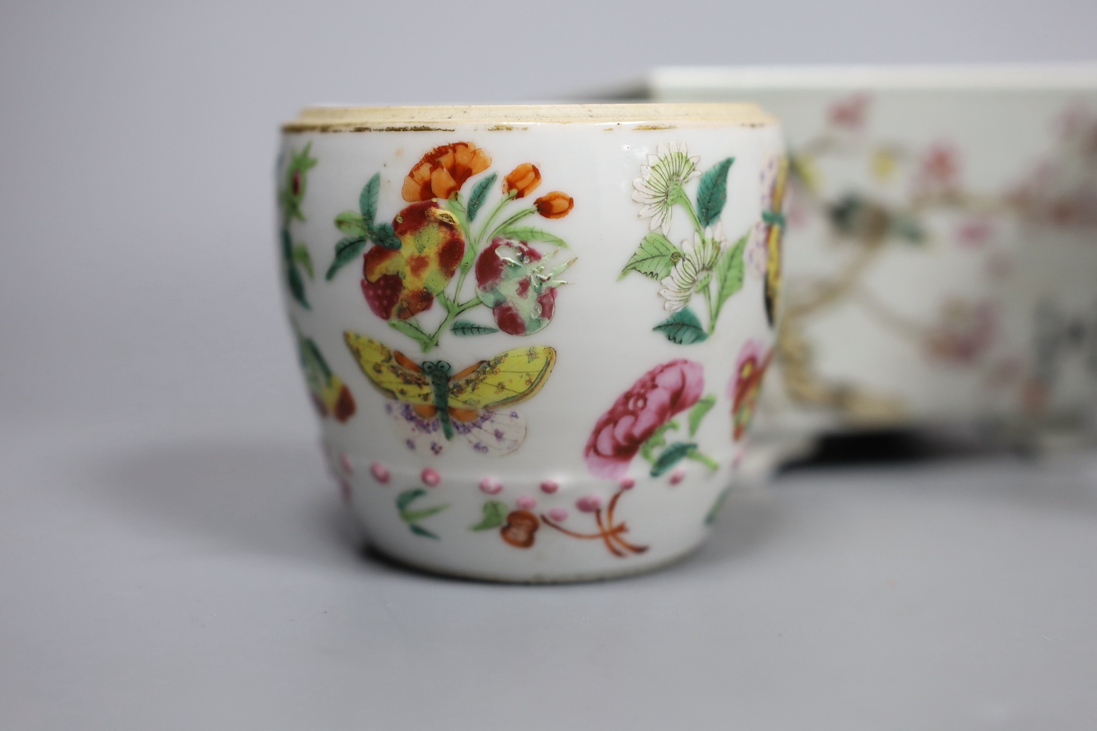 A Chinese famille verte ginger jar, together with three famille rose ceramics, a blue enamel box and cover, and a Chinese blue polychrome box (6)